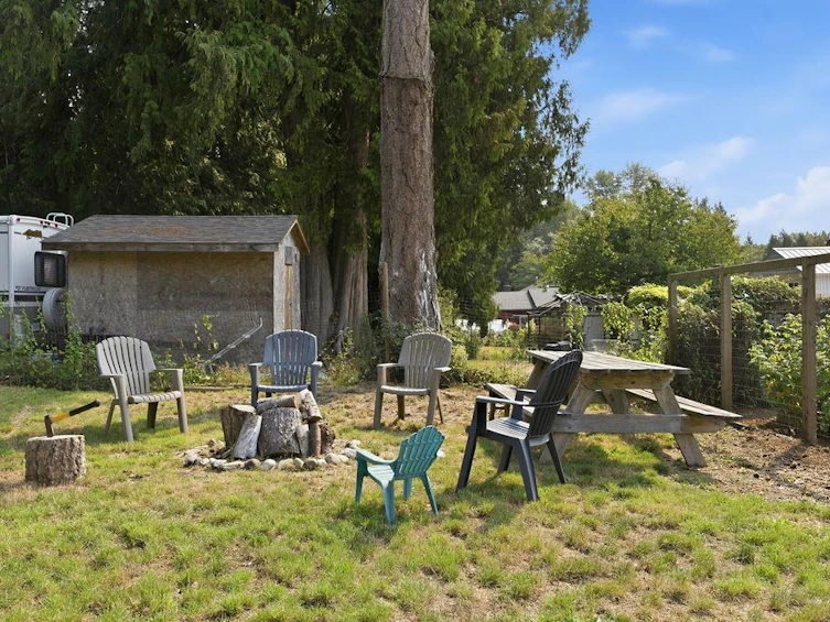 1022 Rosamund Road, Gibsons, BC, V0N 1V3 - 35
