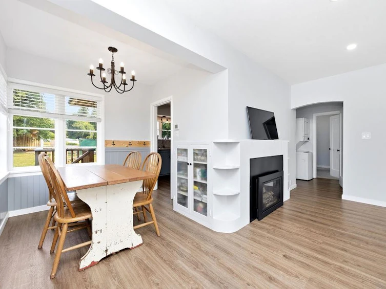 1022 Rosamund Road, Gibsons, BC, V0N 1V3 - 10