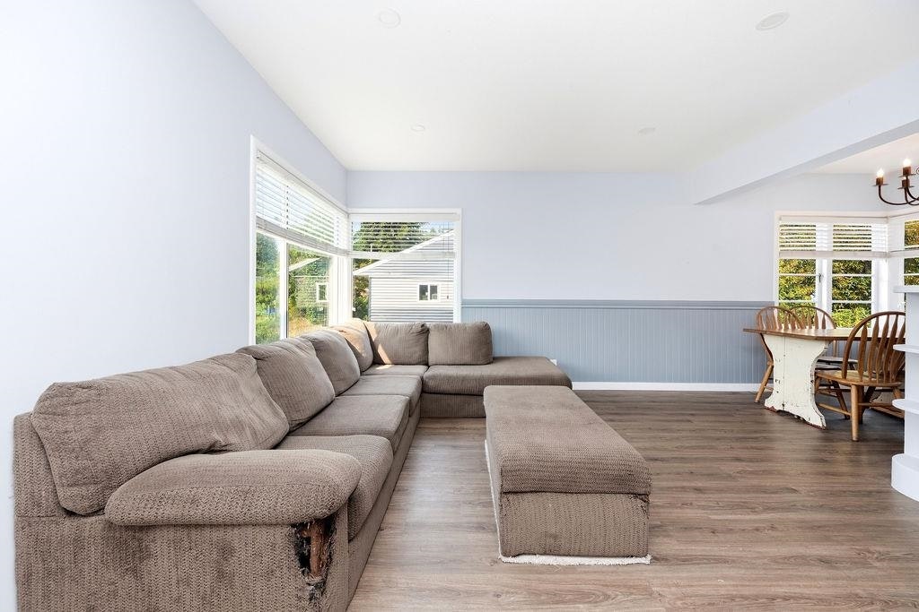 1022 Rosamund Road, Gibsons, BC, V0N 1V3 - 8