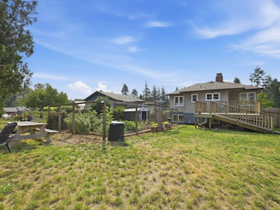 1022 Rosamund Road - 3