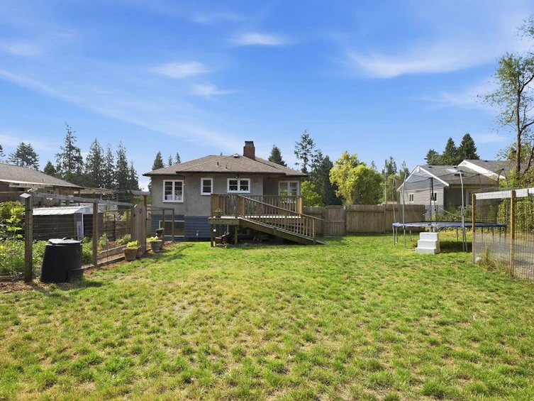 1022 Rosamund Road, Gibsons, BC, V0N 1V3 - 36