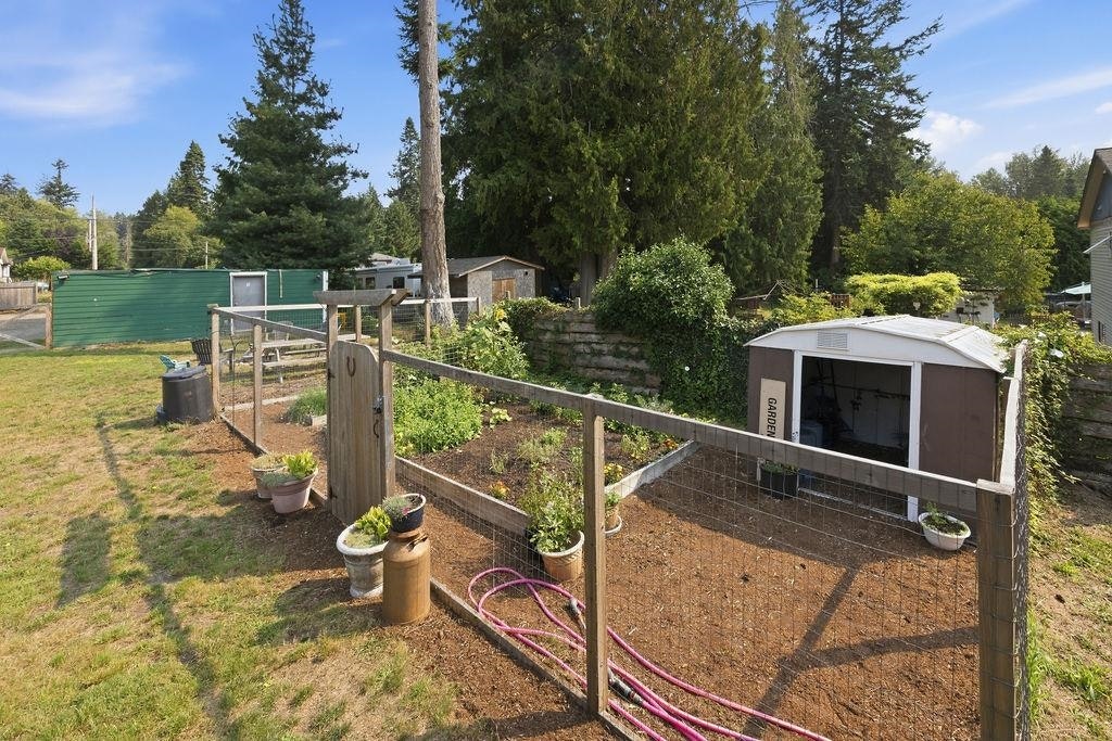 1022 Rosamund Road, Gibsons, BC, V0N 1V3 - 32