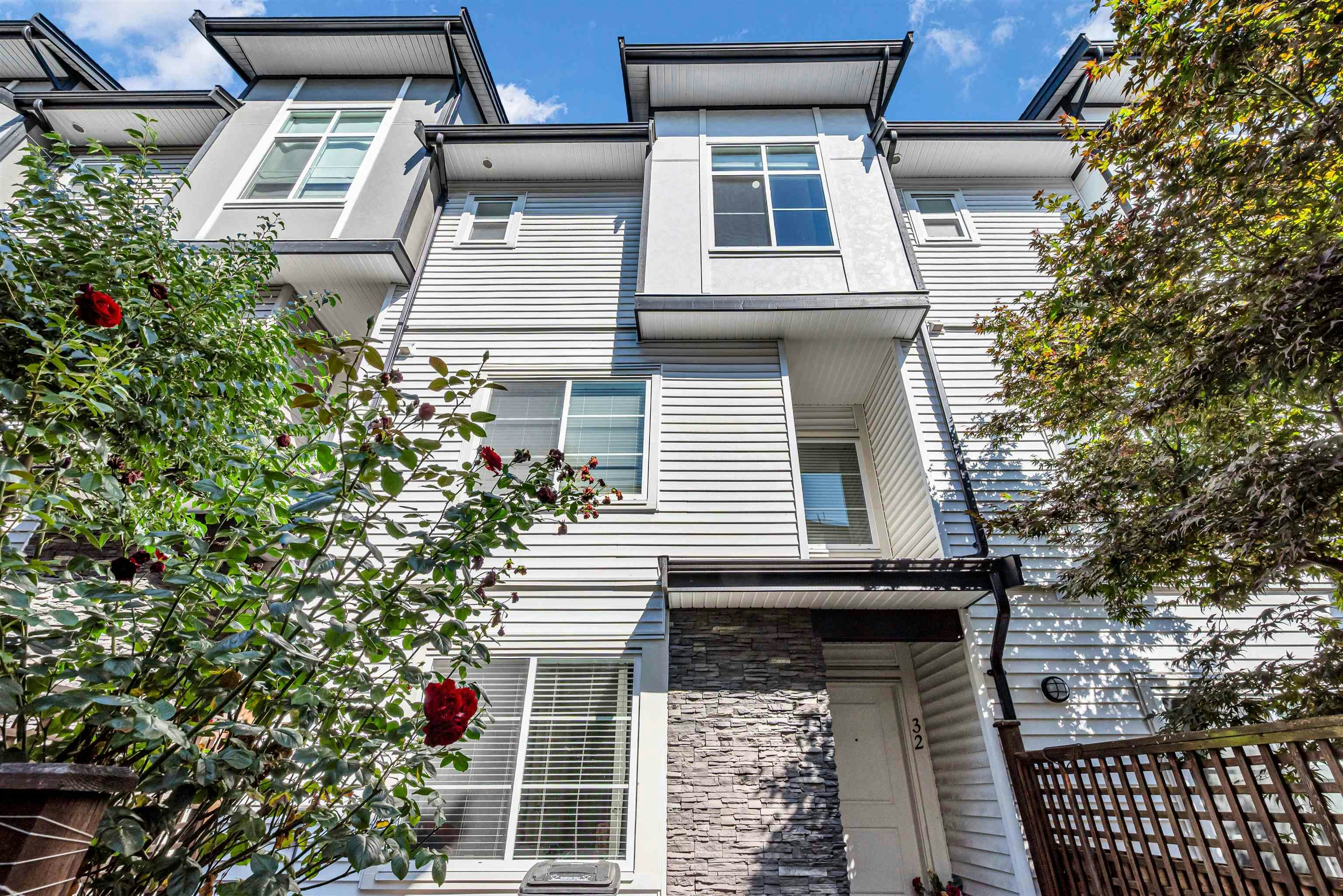 32-5867 129 Street - 3