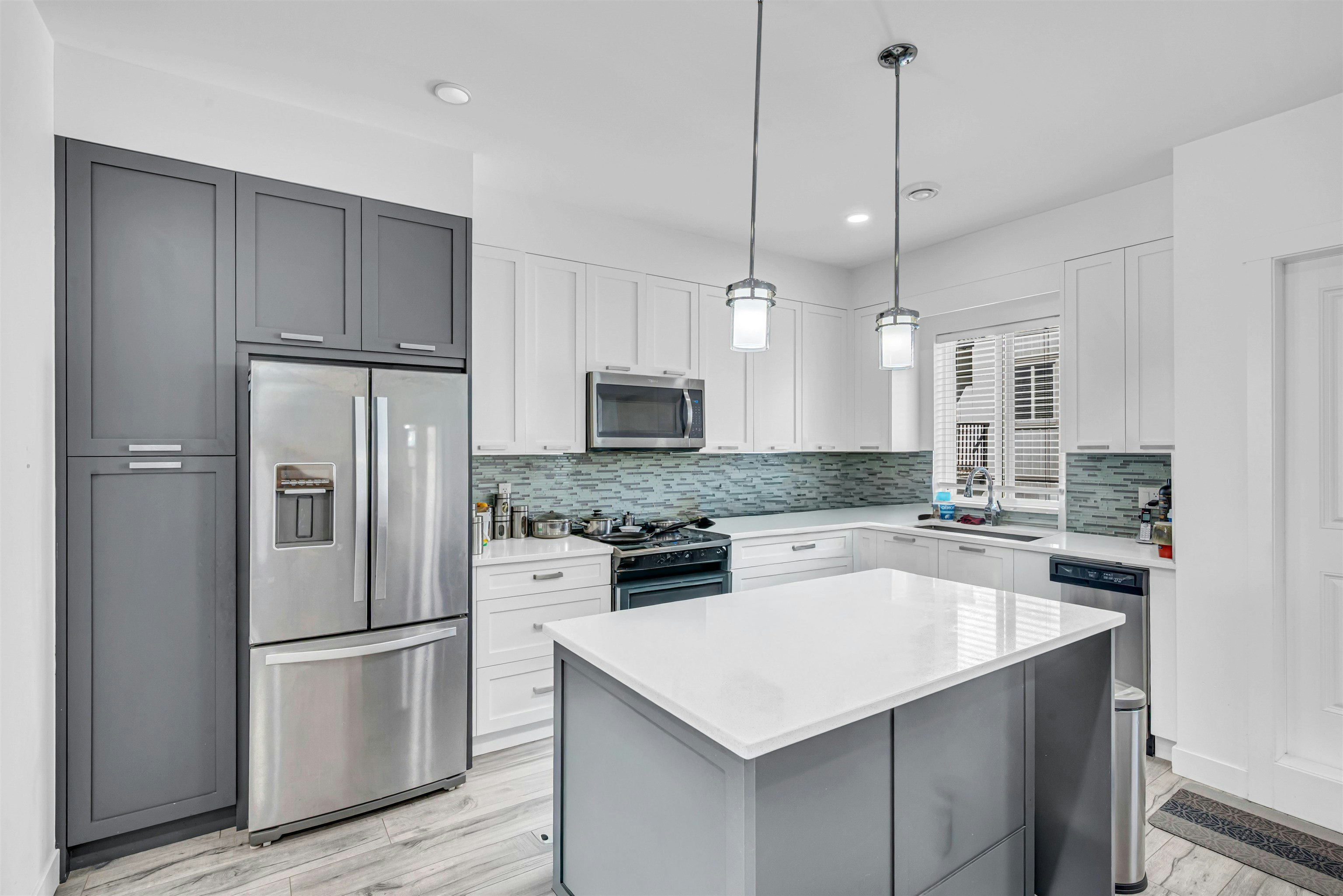 32-5867 129 Street - 4