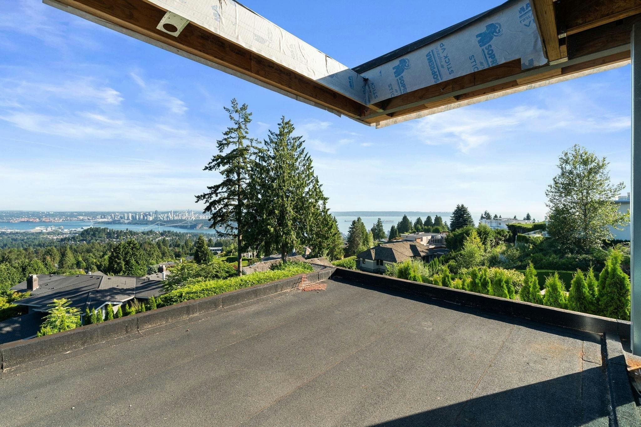 1424 Sandhurst Place, West Vancouver, BC, V7S 2P3 - 12
