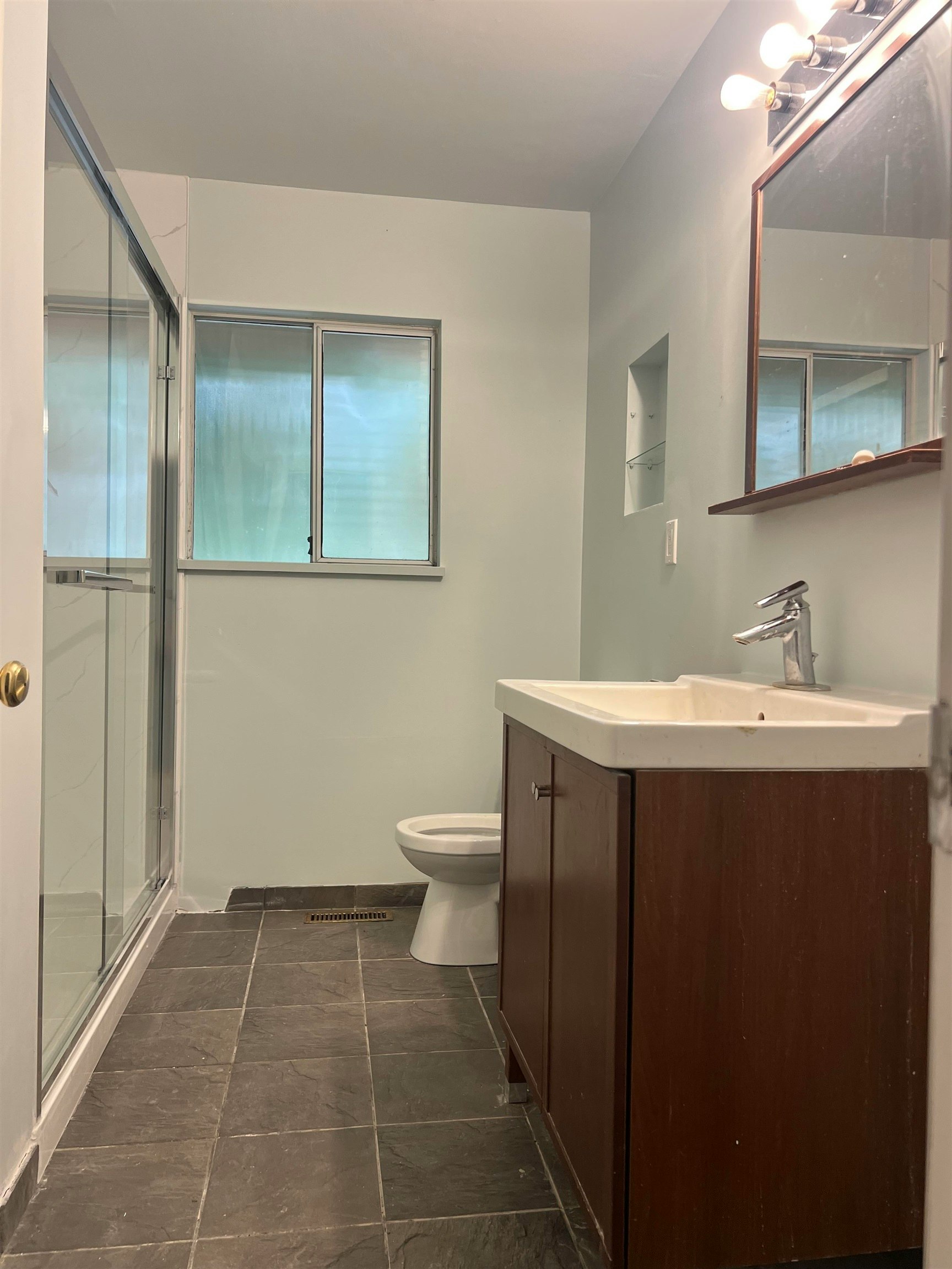 9236 172 Street, Surrey, BC, V4N 6H5 - 8