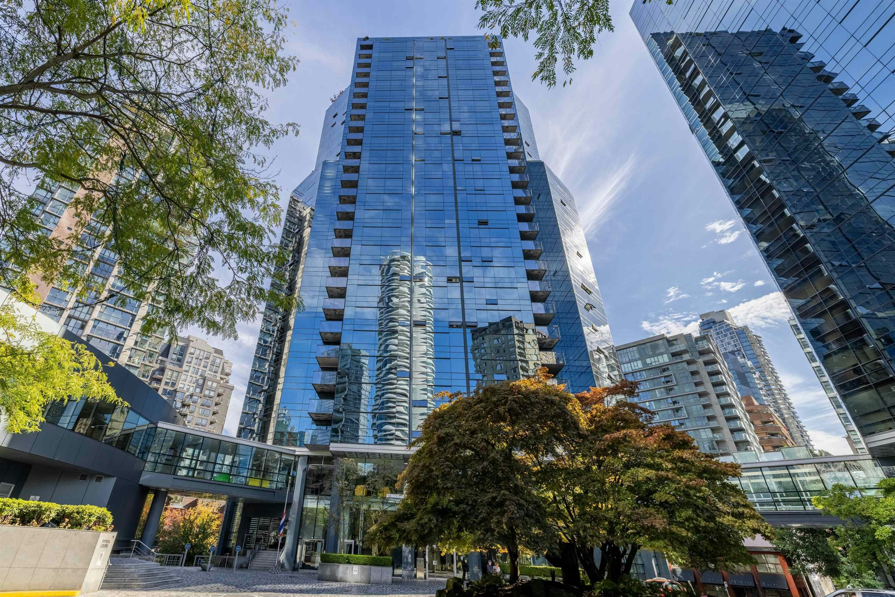 1406-1050 Burrard, Vancouver, BC, V6Z 2S3