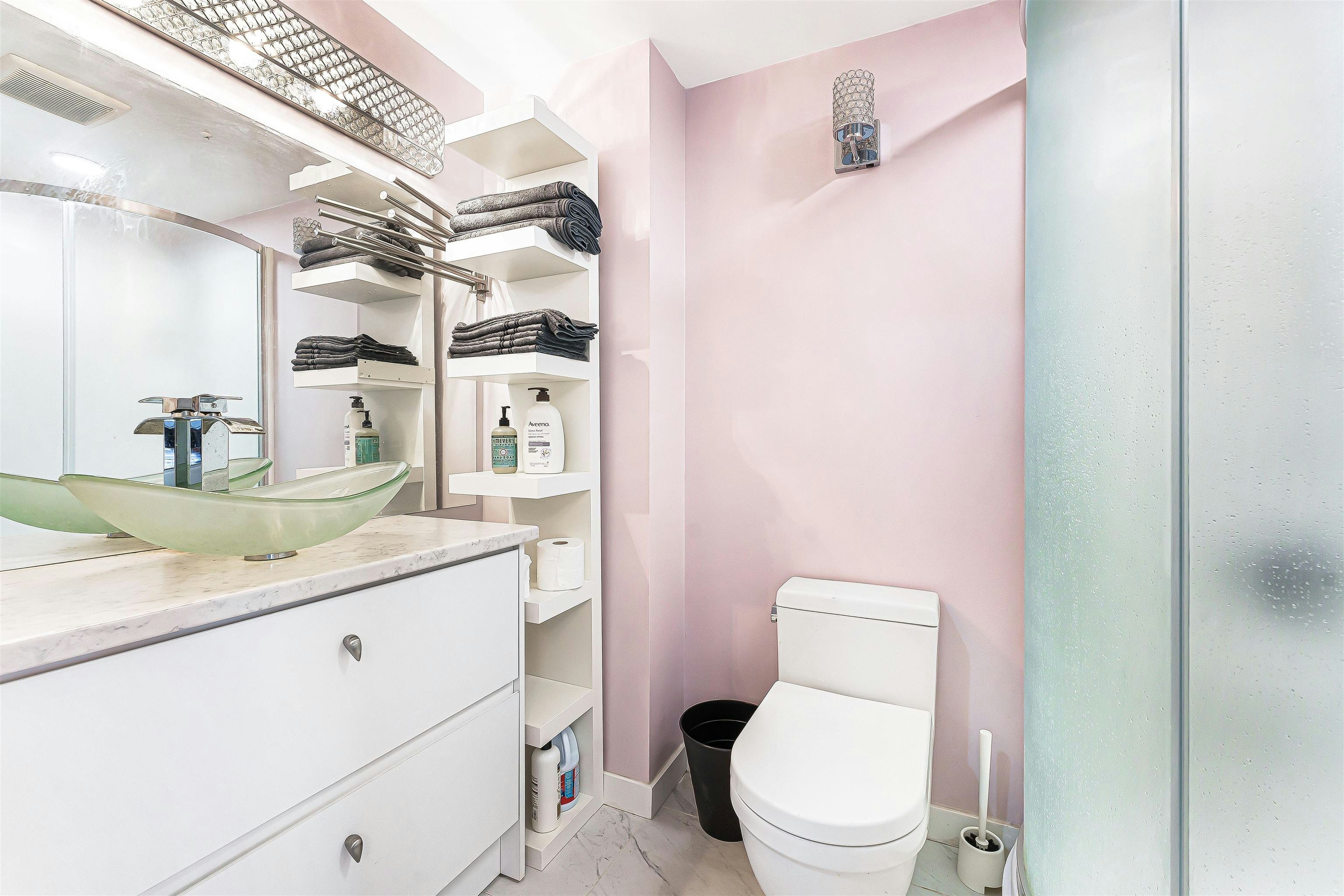 1406-1050 Burrard, Vancouver, BC, V6Z 2S3 - 7