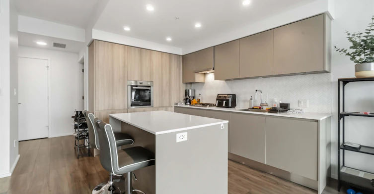 26xx-3833 Evergreen Place, Burnaby, BC, V3J 0M2 - 4
