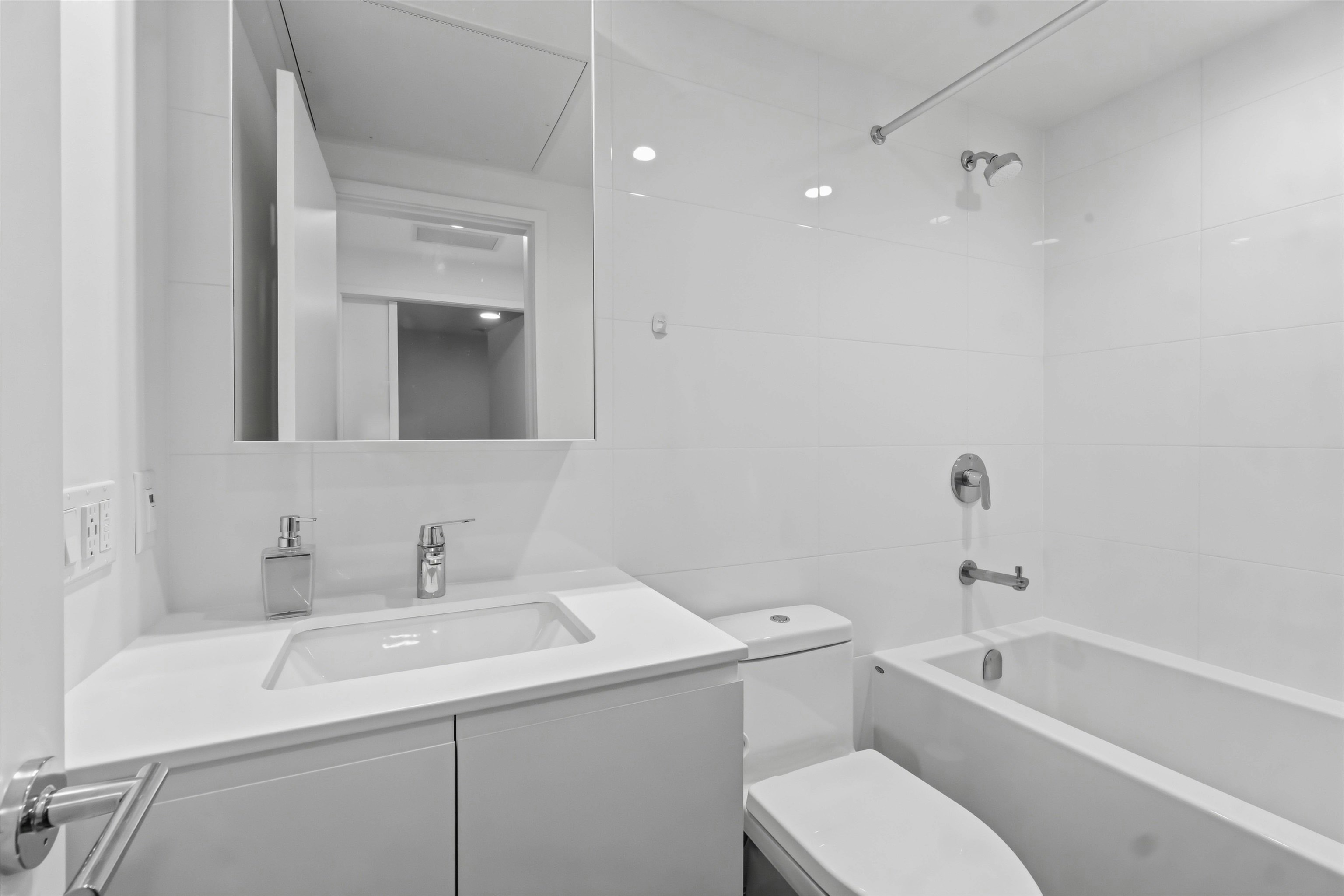 26xx-3833 Evergreen Place, Burnaby, BC, V3J 0M2 - 13