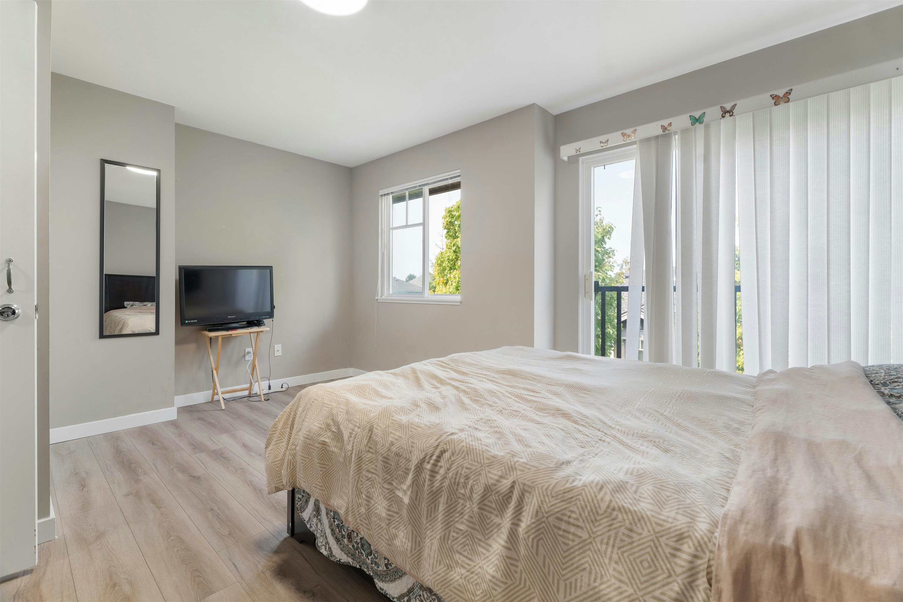 63-12040 68 Avenue - 5