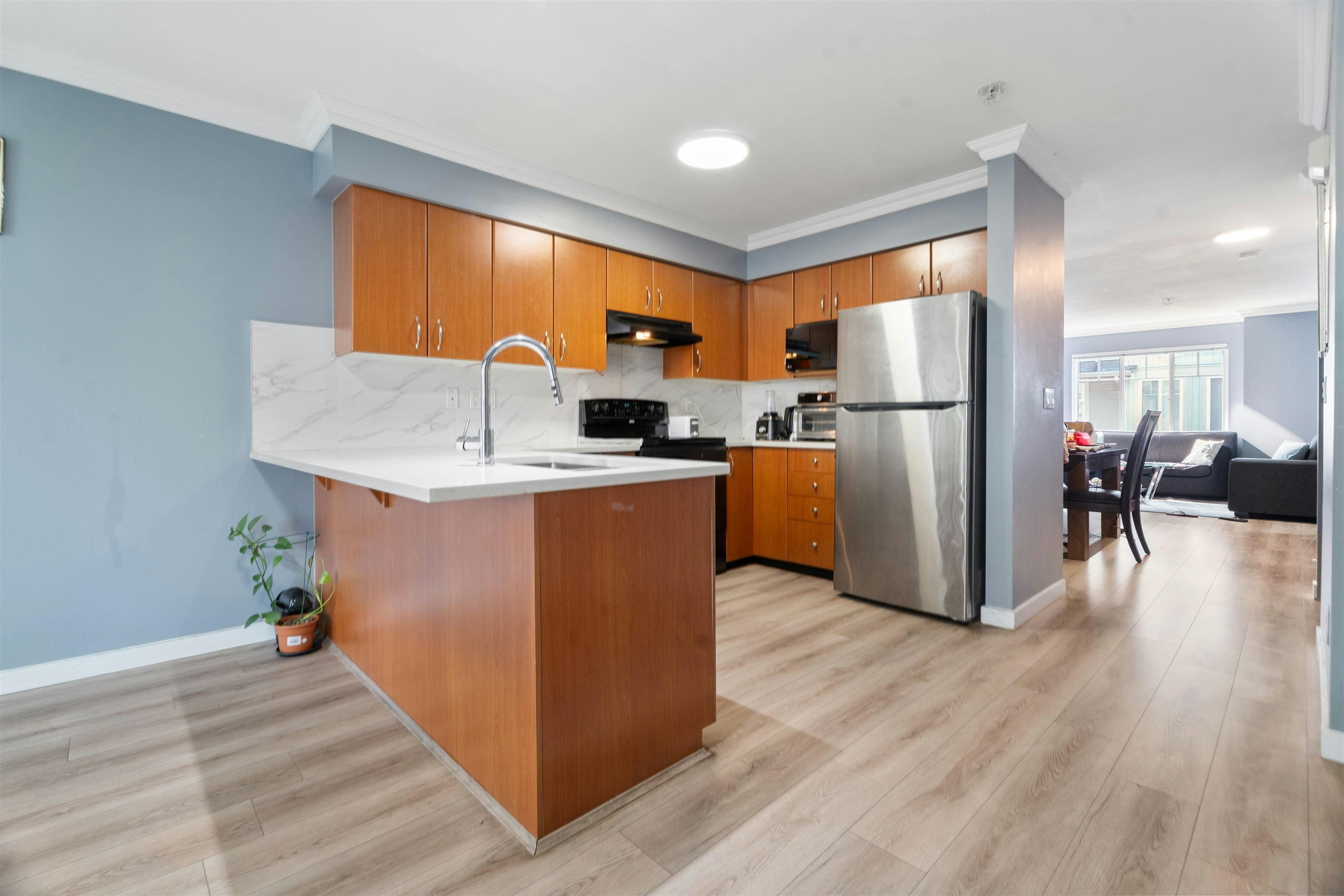 63-12040 68 Avenue - 2