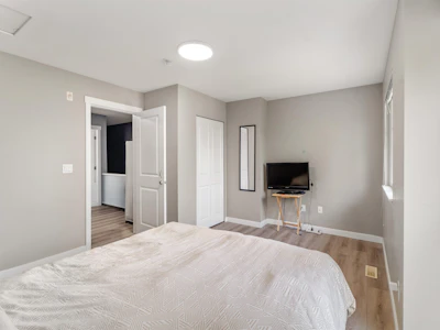 63-12040 68 Avenue - 3
