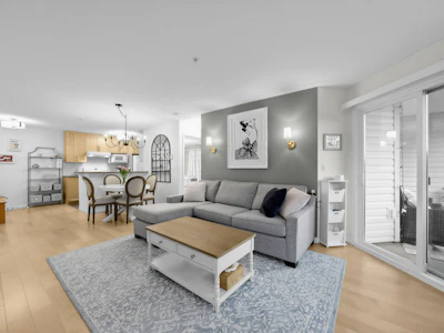 211-7139 18th Avenue - 4