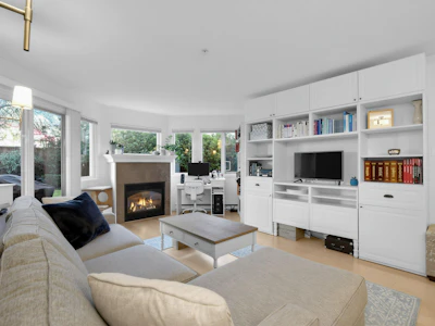 211-7139 18th Avenue - 3