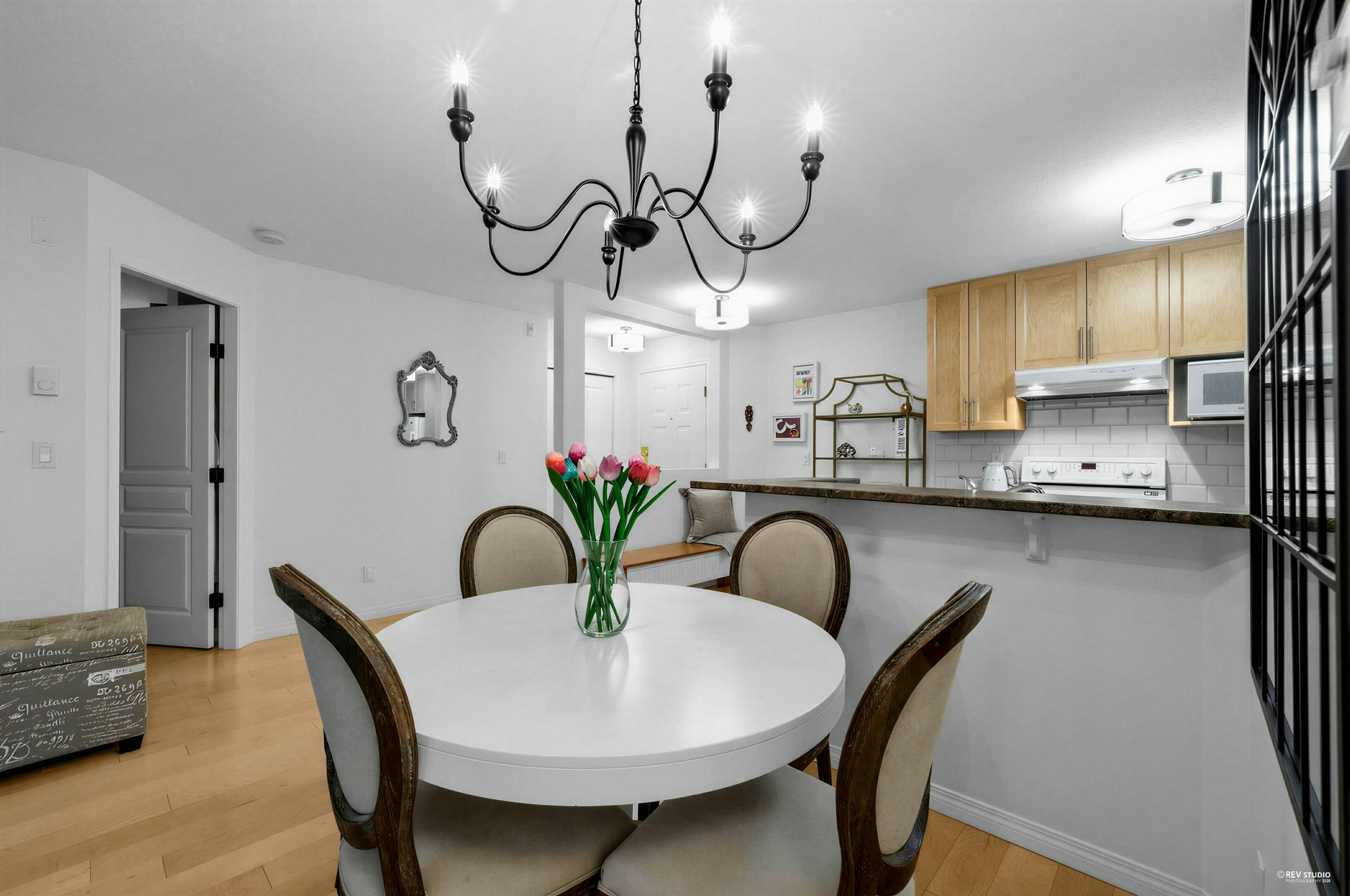 211-7139 18th Avenue, Burnaby, BC, V3N 4Z3 - 9