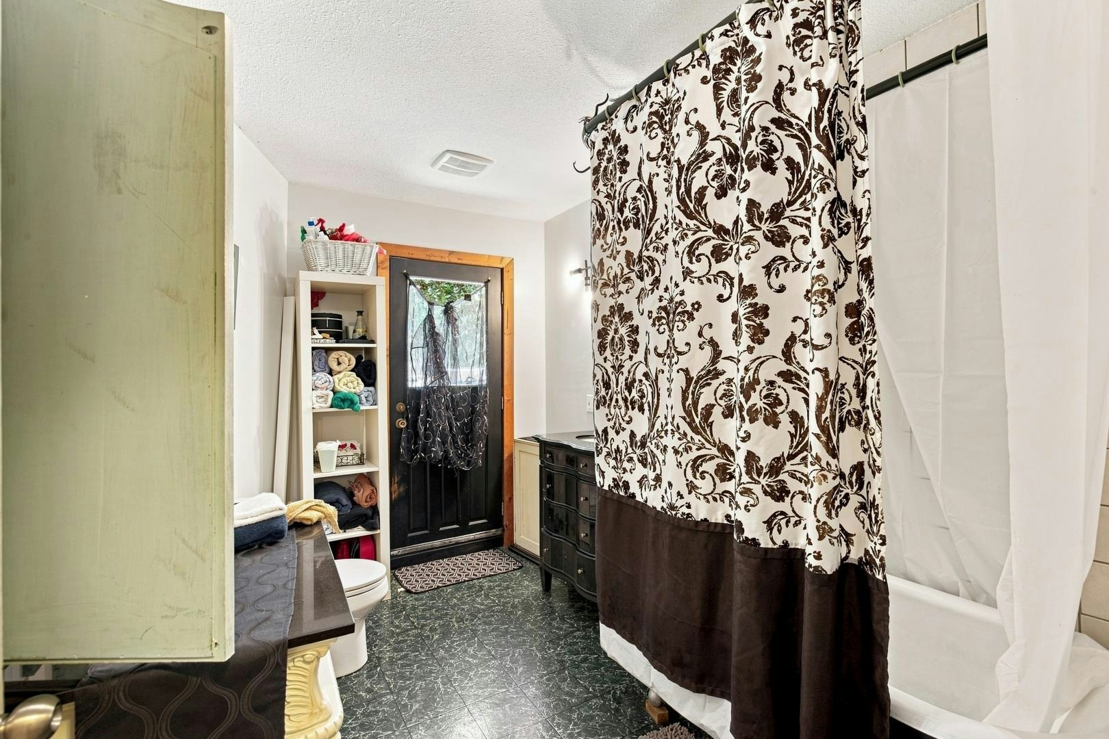 177 Pratt Road, Gibsons, BC, V0N 1V3 - 14