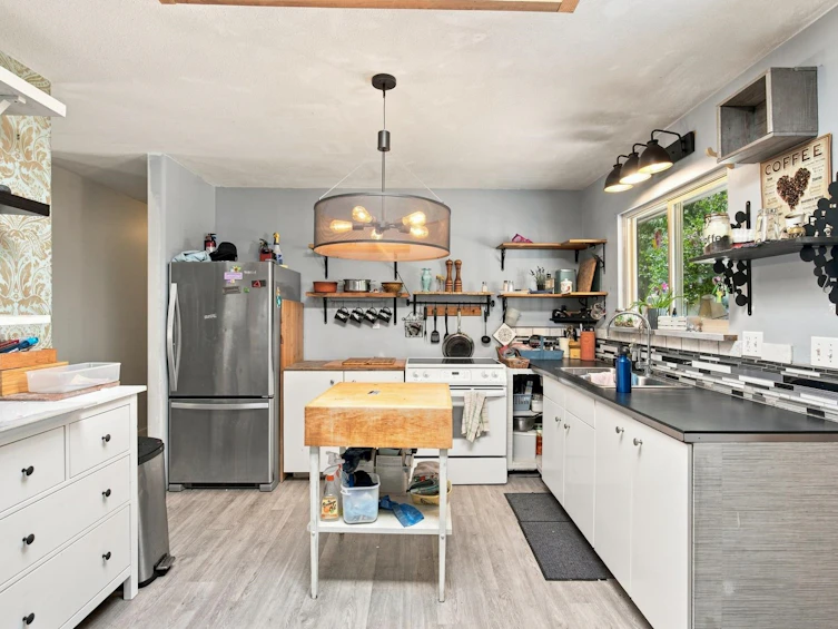 177 Pratt Road, Gibsons, BC, V0N 1V3 - 6