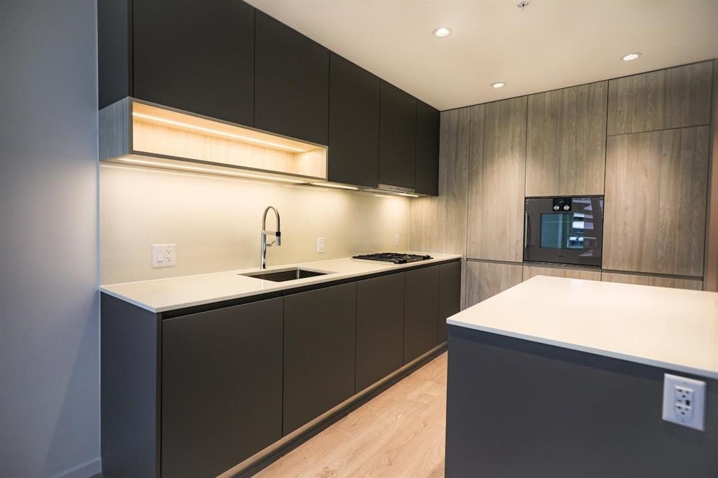 642-6500 Minoru Boulevard, Richmond, BC, V6Y 0N2
