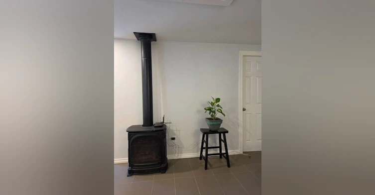 737 Robinson, Coquitlam, BC, V3J 4E9 - 3