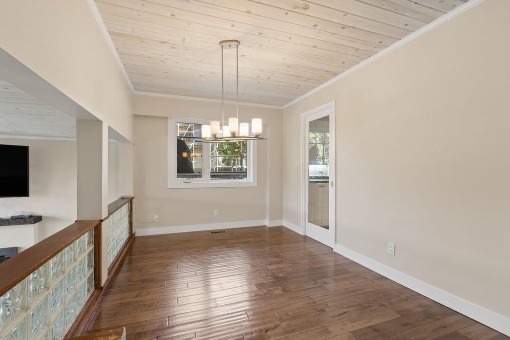 1056 Lillooet Road, North Vancouver, BC, V7J 2H8 - 7