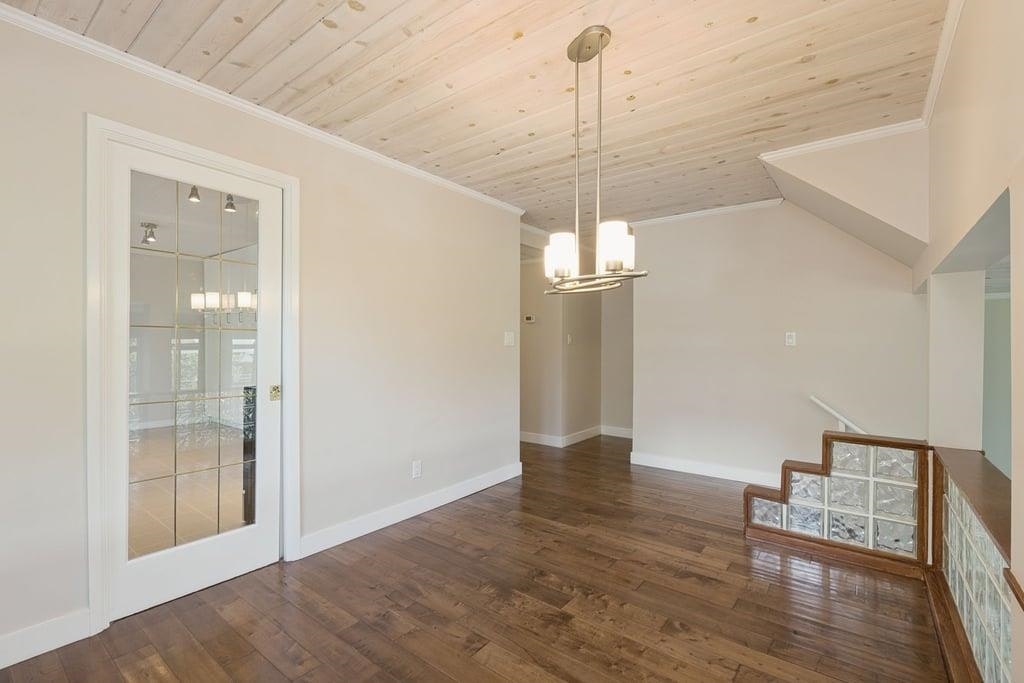 1056 Lillooet Road, North Vancouver, BC, V7J 2H8 - 8