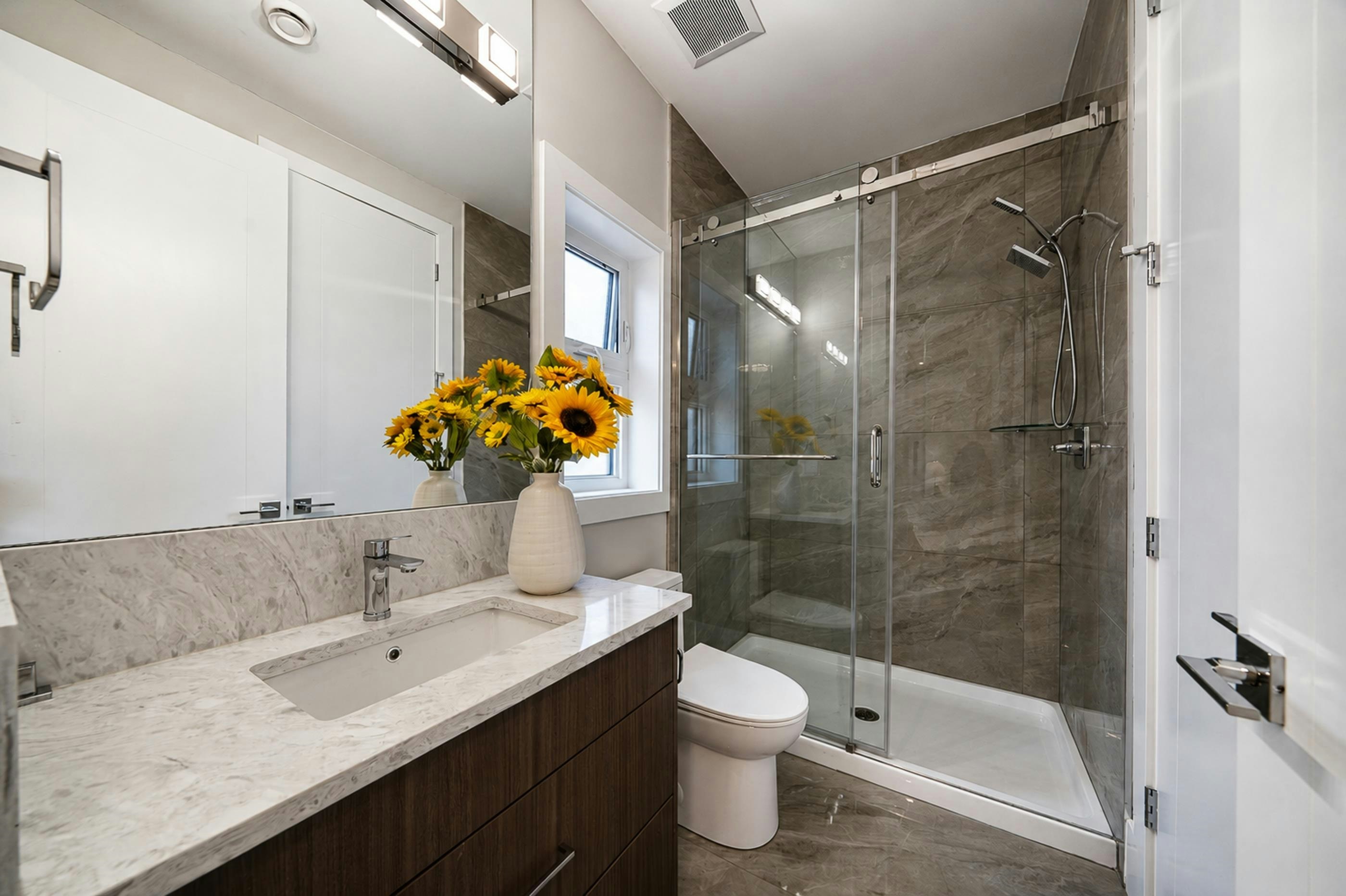 11911 Dunavon Place, Richmond, BC, V7E 3Y1 - 23