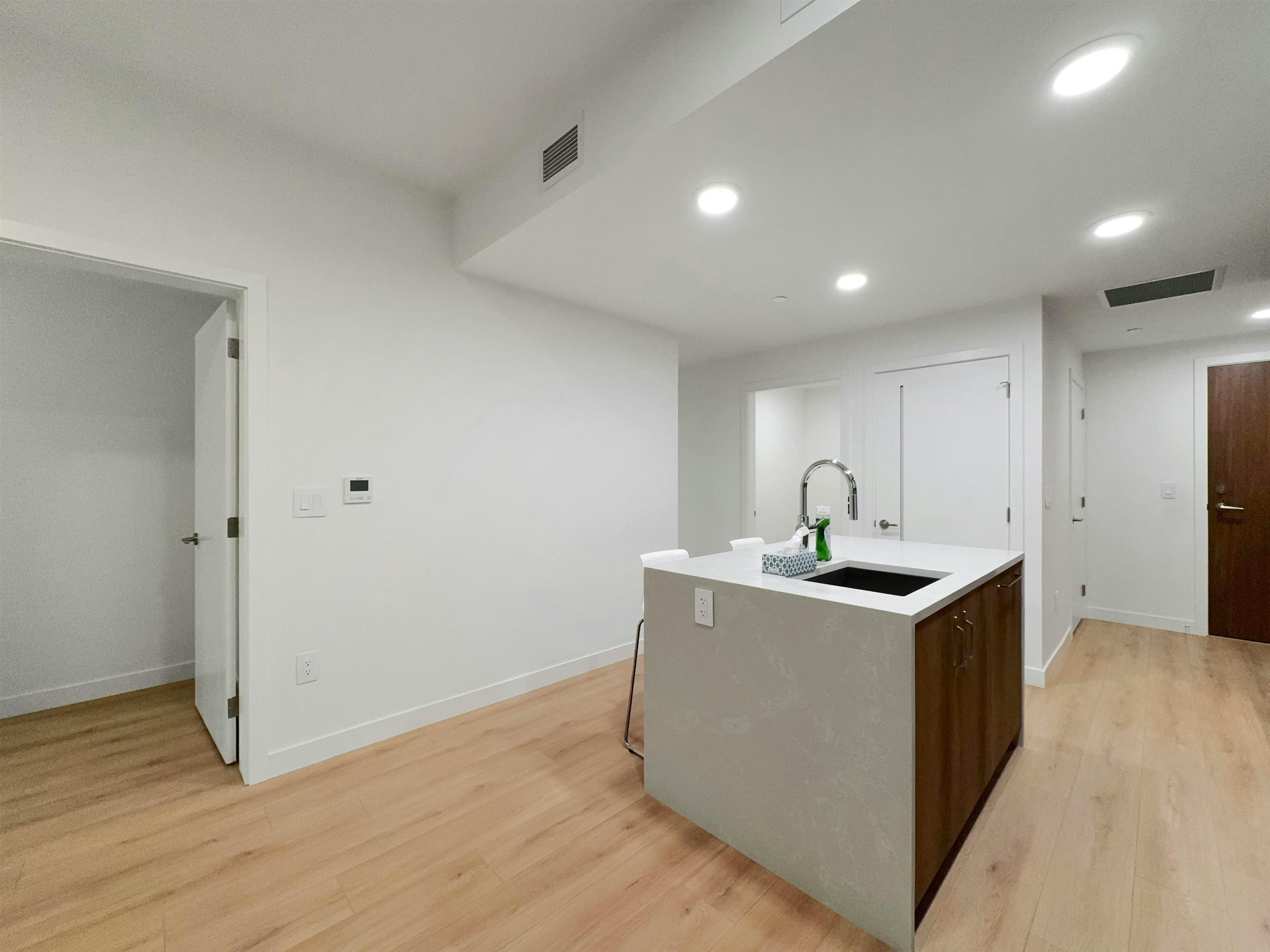 3xx-133 W 49th Avenue, Vancouver, BC, V5Y 0P8 - 7