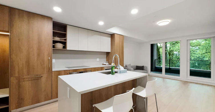 3xx-133 W 49th Avenue, Vancouver, BC, V5Y 0P8