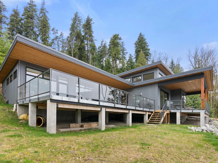 103 Witherby Road, Gibsons, BC, V0N 1V6