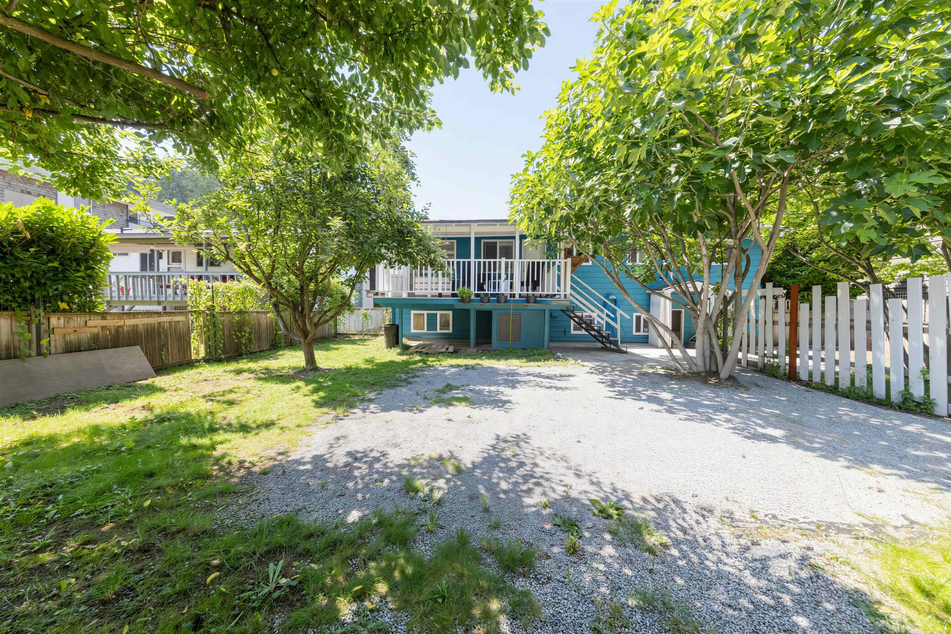 11914 212 Street, Maple Ridge, BC, V2X 7X1 - 26