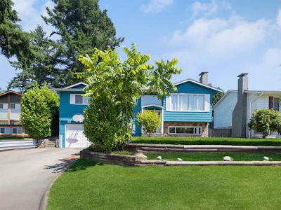 11914 212 Street - 3