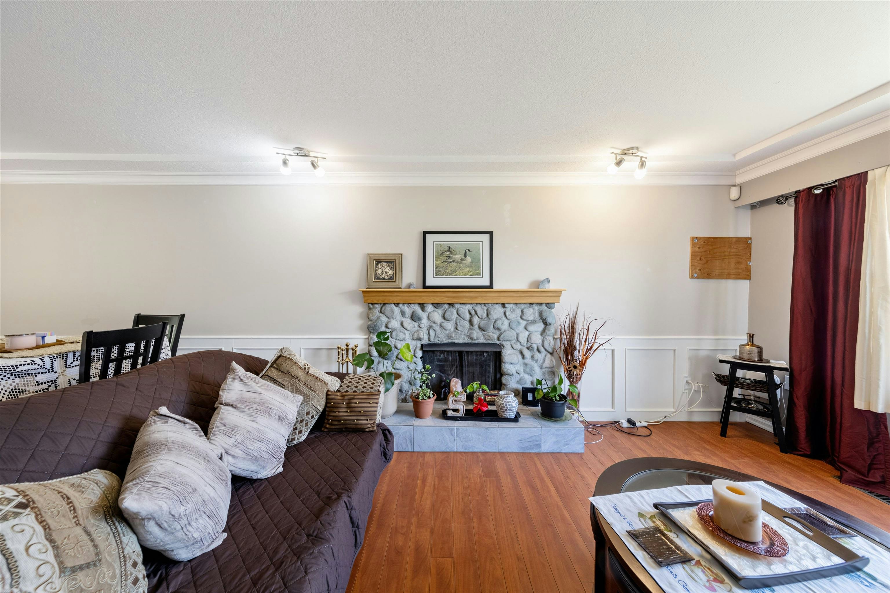 11914 212 Street, Maple Ridge, BC, V2X 7X1 - 5