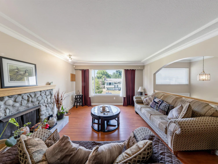 11914 212 Street, Maple Ridge, BC, V2X 7X1 - 6