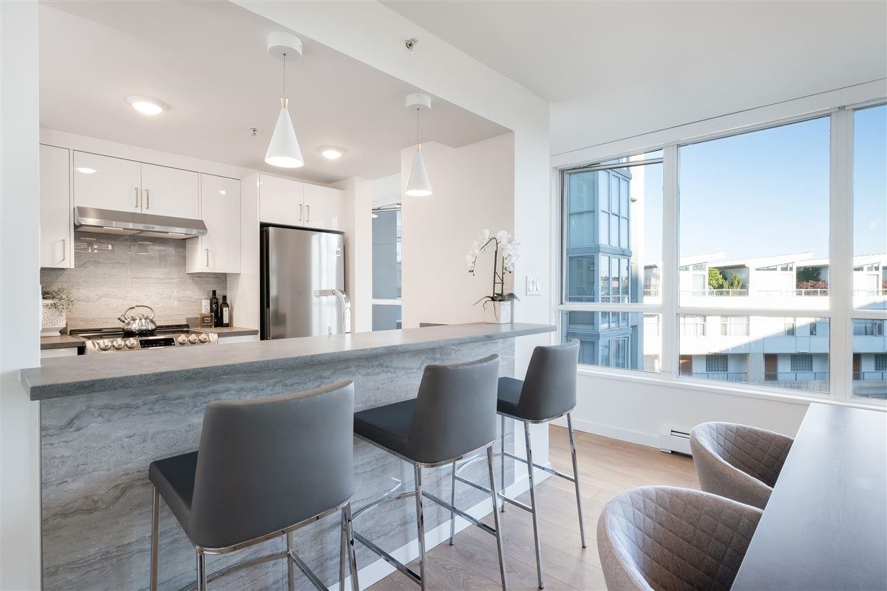 605-1228 Marinaside Crescent, Vancouver, BC, V6Z 2W4 - 10