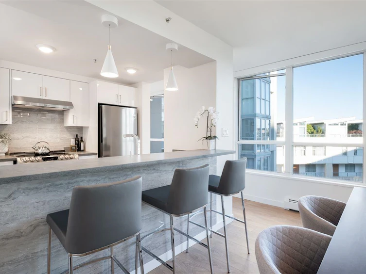 605-1228 Marinaside Crescent, Vancouver, BC, V6Z 2W4 - 10