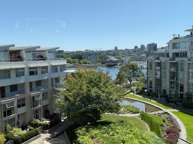 605-1228 Marinaside Crescent, Vancouver, BC, V6Z 2W4 - 2
