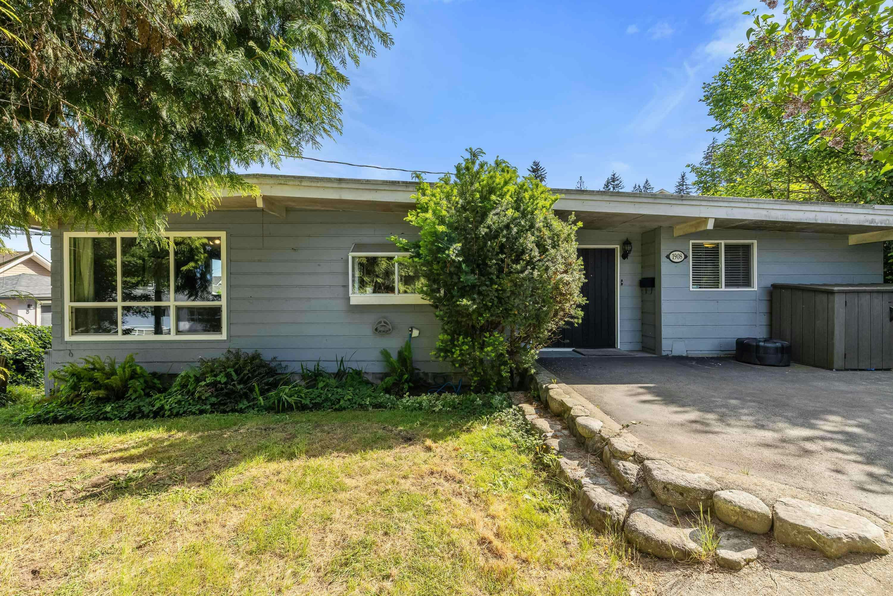 1908 Warwick Crescent, Port Coquitlam, BC, V3C 1L8