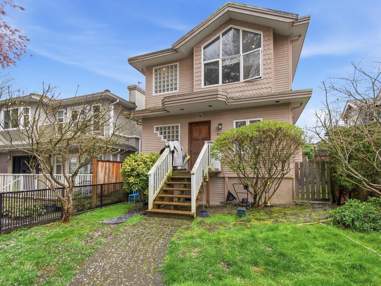 4154 Mcgill Street, Burnaby, BC, V5C 1M8