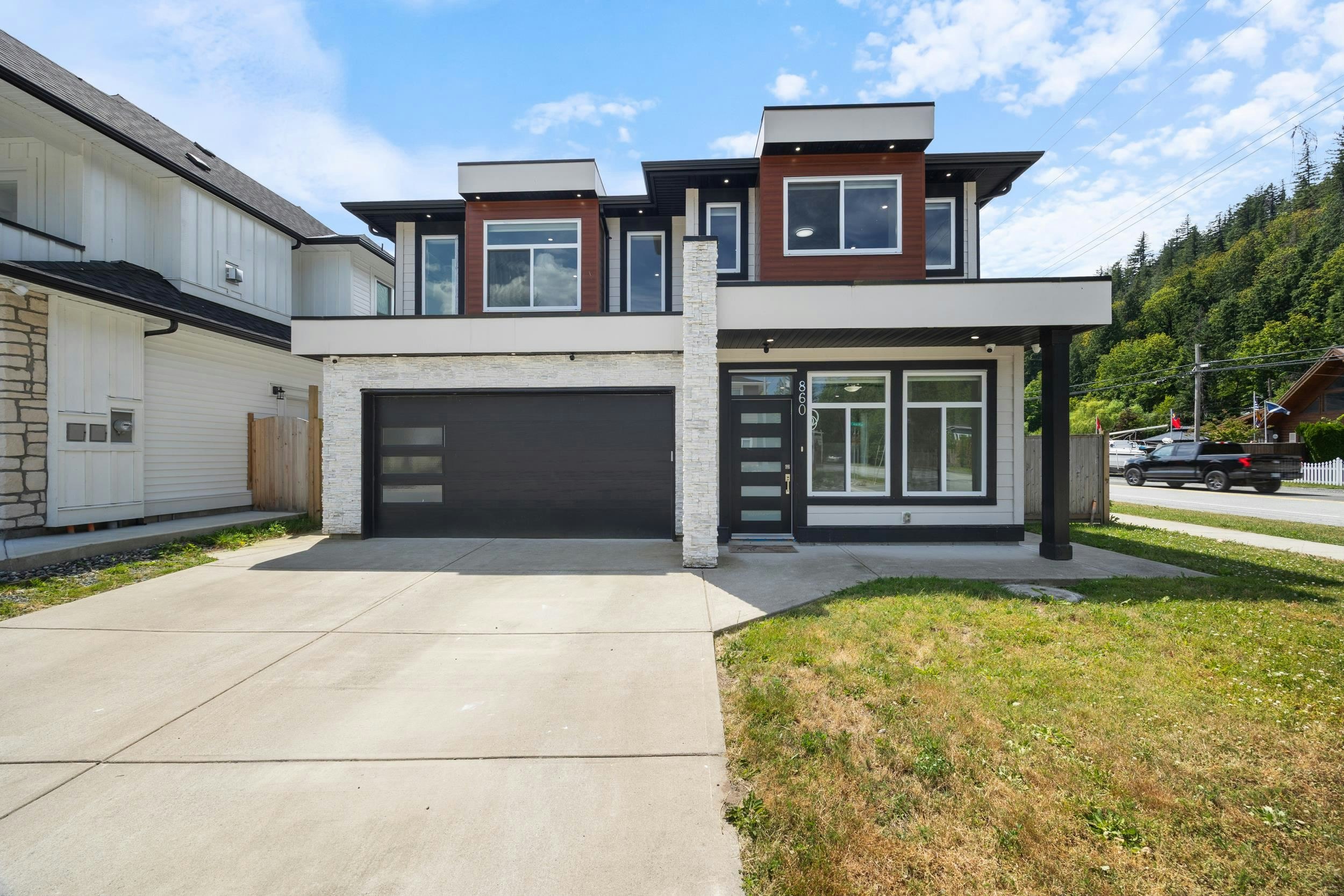 860 Willow Place - 2