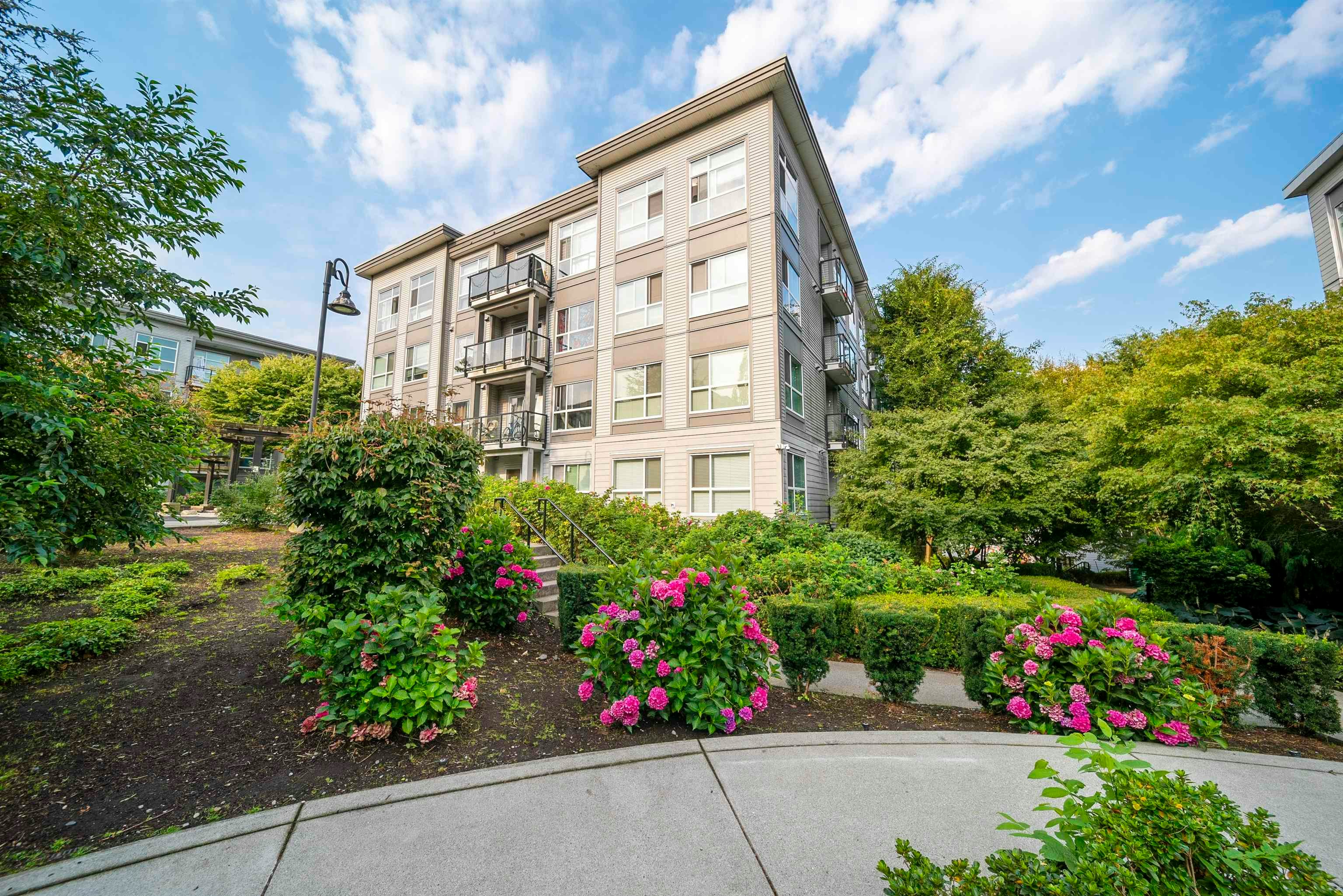 222-13733 107a Avenue, Surrey, BC, V3T 0B7