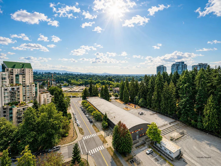1704-3071 Glen Drive, Coquitlam, BC, V3B 7R1 - 18