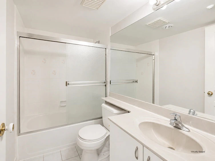 1704-3071 Glen Drive, Coquitlam, BC, V3B 7R1 - 8