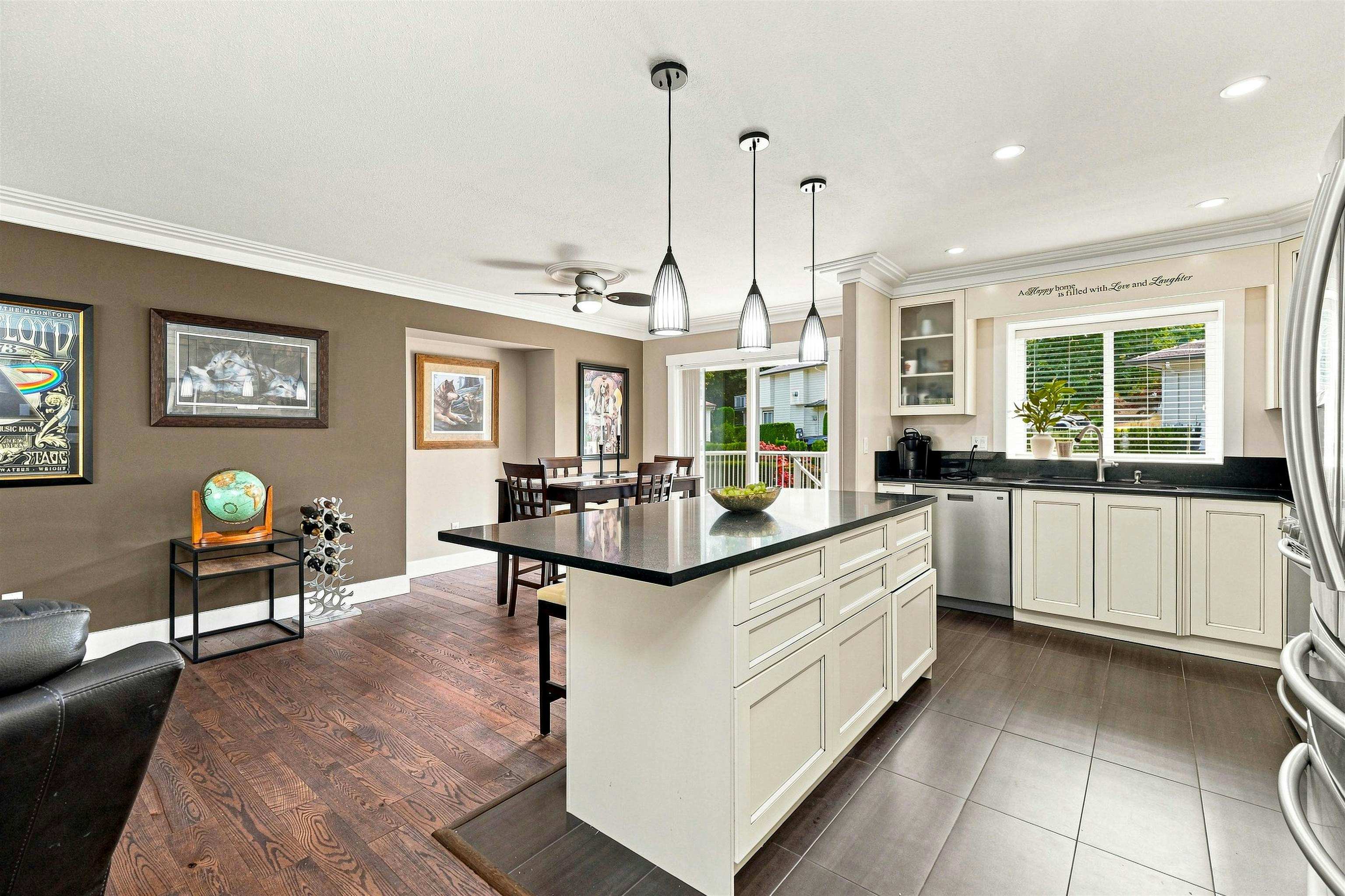 52-34250 Hazelwood Avenue - 5
