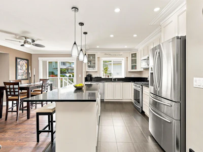 52-34250 Hazelwood Avenue - 2
