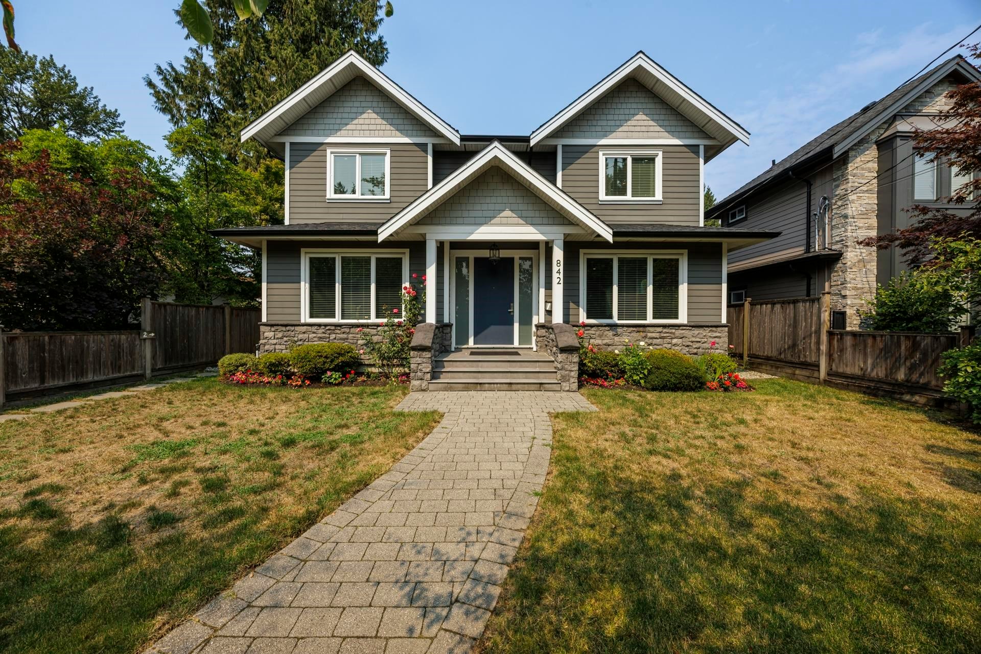 842 W 20th Street, North Vancouver, BC, V7P 2B4