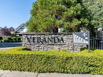 78-16233 83 Avenue - 2
