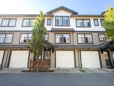 78-16233 83 Avenue - 5