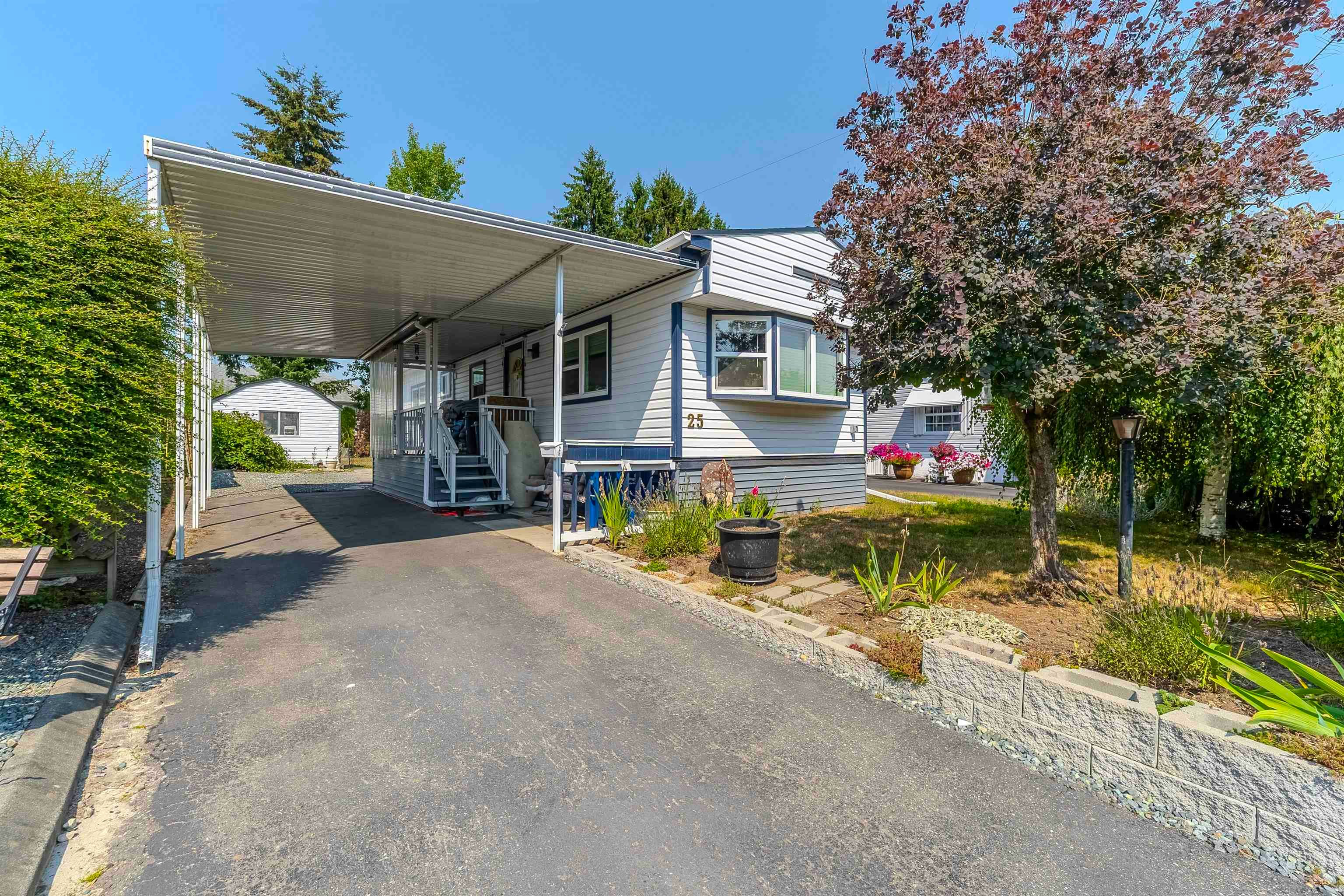 25-31313 Livingstone Avenue - 2