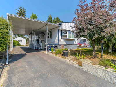 25-31313 Livingstone Avenue - 2
